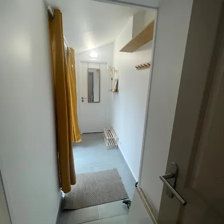 Charming Close To Lille Daire *
