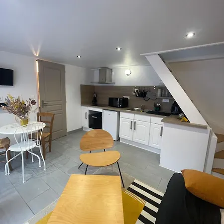 Charming Close To Lille Daire